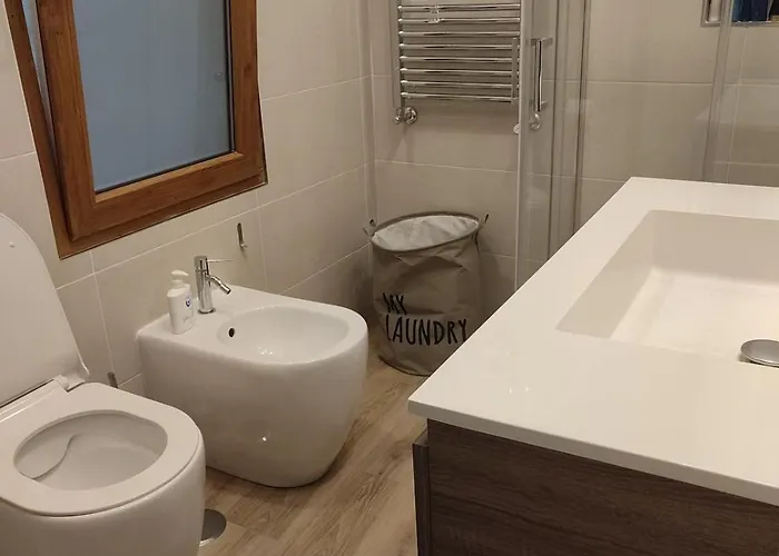 Tanner's - Piramide アパート *